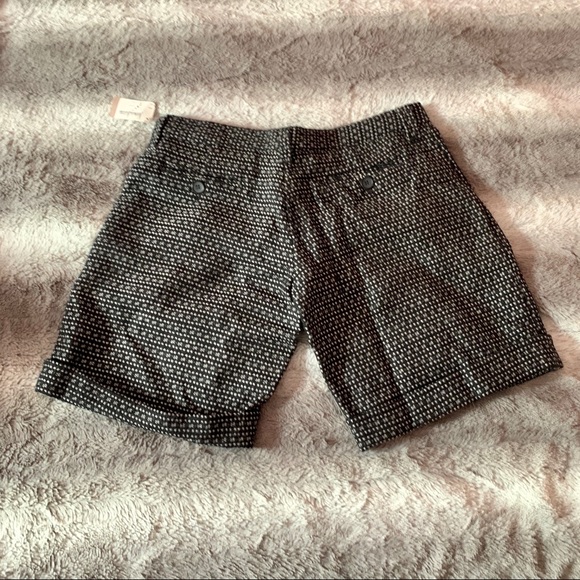 NWT Dolce & Gabbana Virgin Wool Shorts - Sz 26 - Picture 2 of 7